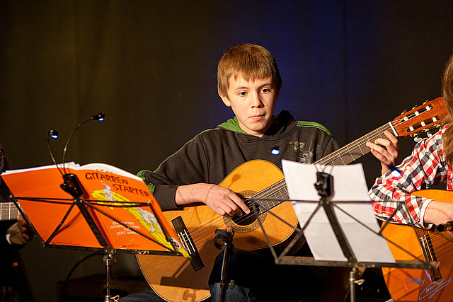 2010-02-21 - Gitarrenkurs Musikschule 017.jpg