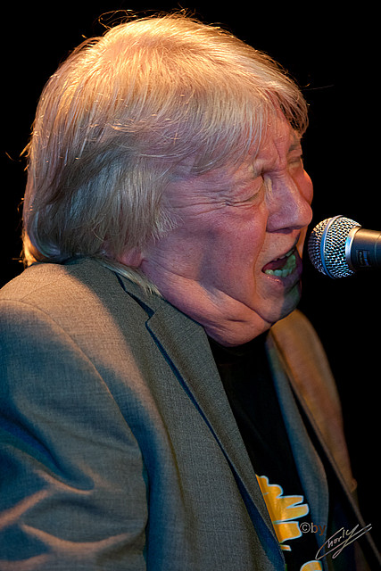 2011-11-23 - Chris Farlowe & Norman Beaker Band - 014.jpg