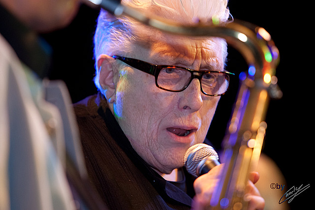 2011-11-23 - Chris Farlowe & Norman Beaker Band - 050.jpg