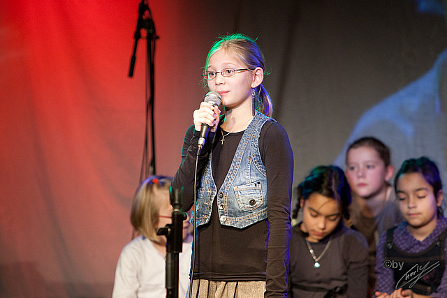 2011-11-29 - Weihnachtspodium der Musikschule - 122.jpg