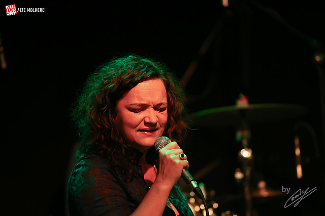 20130923 - Meena Cryle & The Chris Fillmore Band - 050.jpg