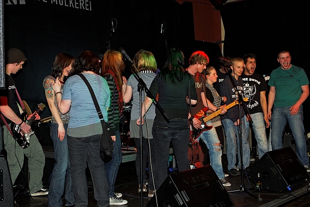 2009-03-13 - Naked End - B9537.jpg