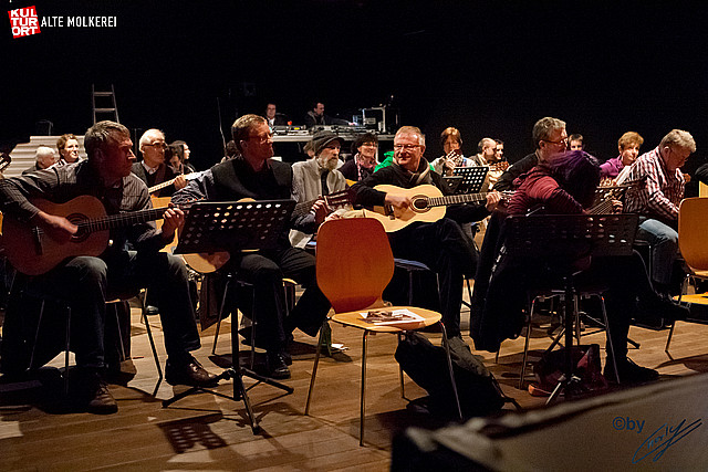 20120215 - Peter Bursch - Gitarrenworkshop - 021.jpg