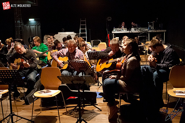 20120215 - Peter Bursch - Gitarrenworkshop - 030.jpg